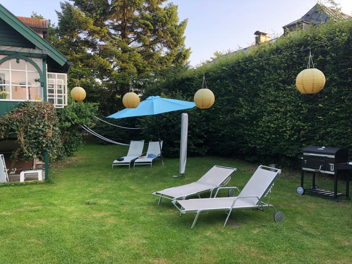 Haus in Anif bei Salzburg mit Sauna und Garten mit Badeteich Exterior foto